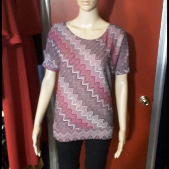 Pink Rose chevron short sleeve sweater size M - Picture 1 of 3